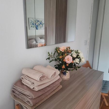 Vesna Apartment Desenzano del Garda Exterior photo