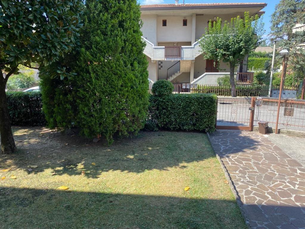 Vesna Apartment Desenzano del Garda Exterior photo